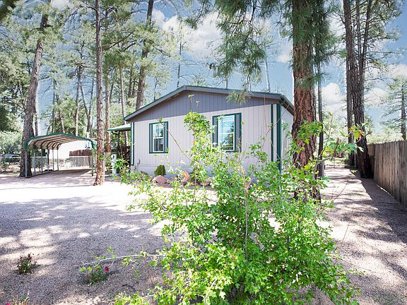 2nd image of 305 N Manzanita Dr