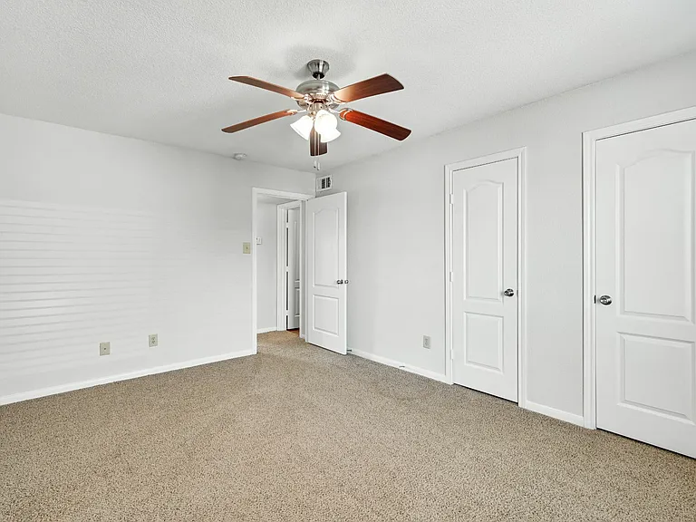 Reserve at Westwood — Photo 6