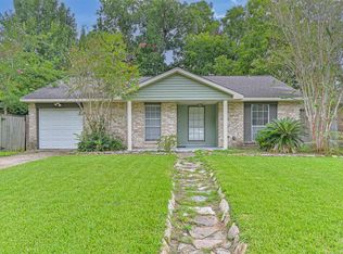 501 Bellmar Ln, Friendswood, TX 77546