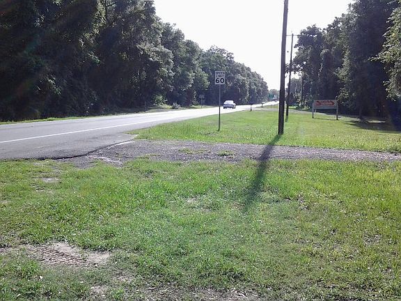 3rd image of 10085 W Us Highway 90