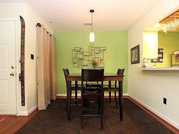 5th image of 10826 Antigua Ter APT 202