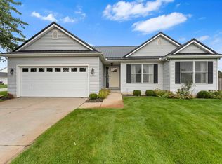 27675 Red Thistle Dr, Elkhart, IN 46514
