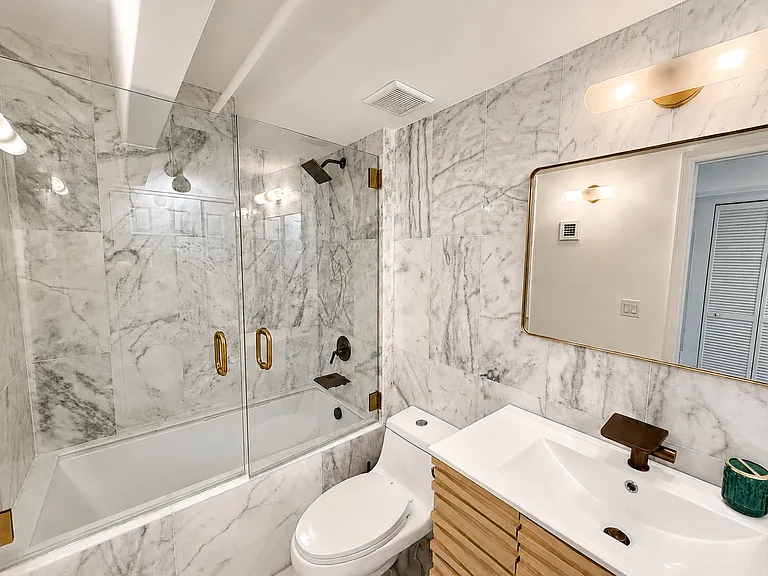 101 N Clematis St #406 — Photo 11