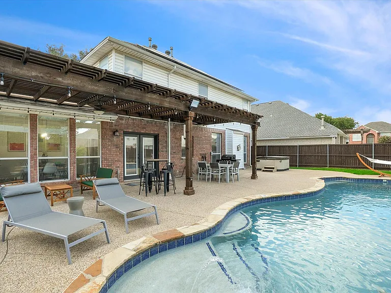 5832 Clear Creek Dr — Photo 54