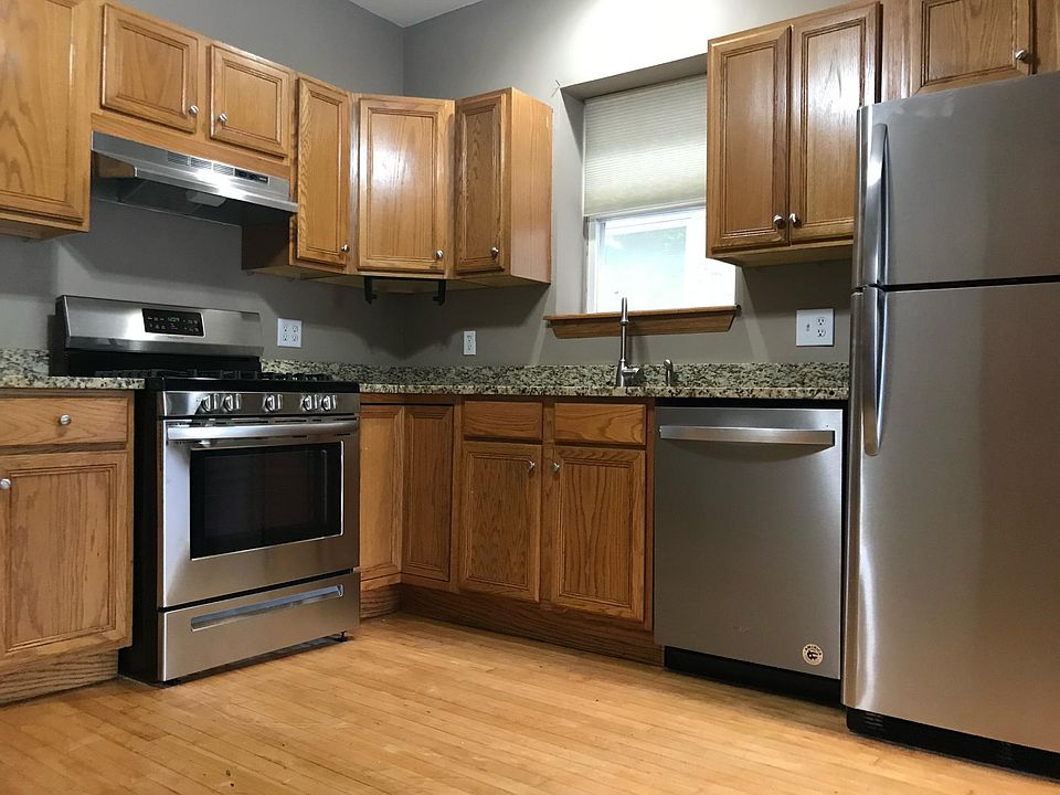 1st image of 3112 N Damen Ave #1