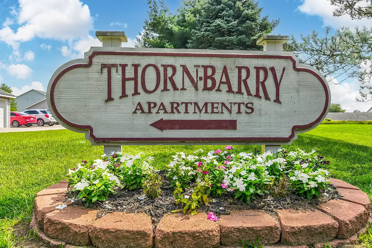 Building Photo - Thorn-Barry Apartments