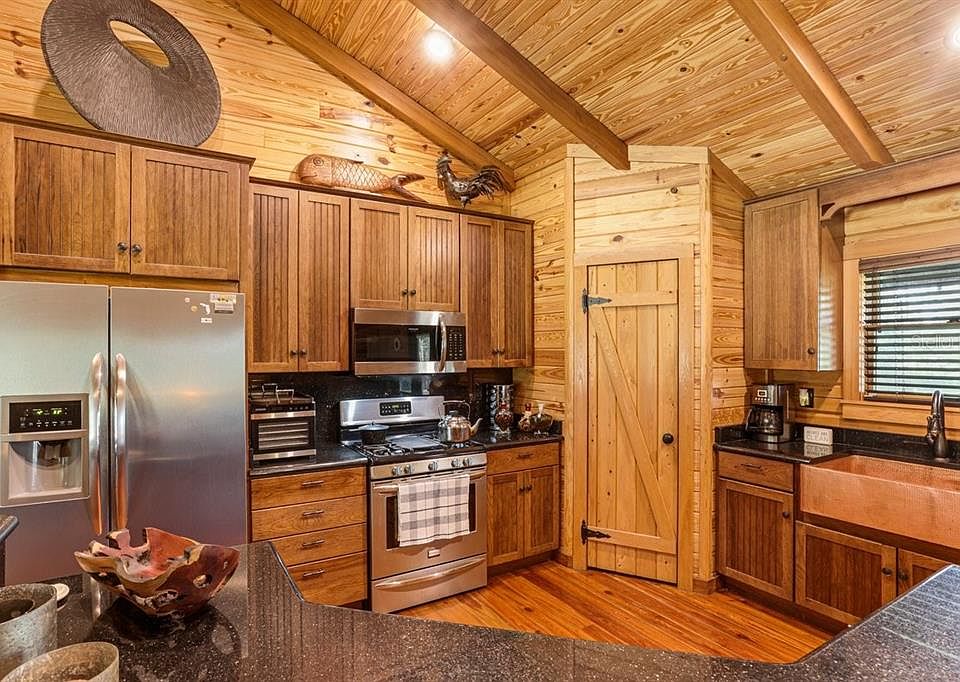 10th image of this home