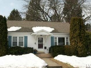 427 Center St, Slatington, PA 18080