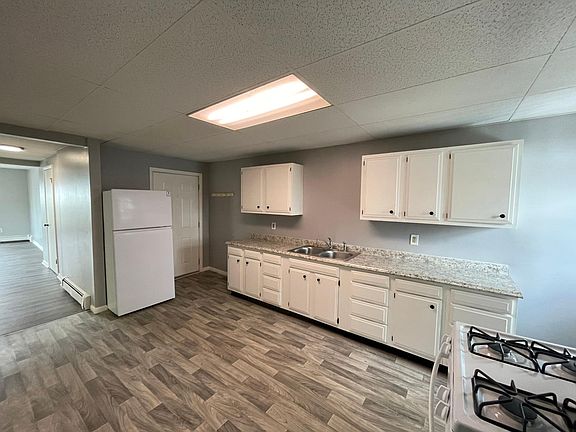 4th image of 35 S Main St #2R