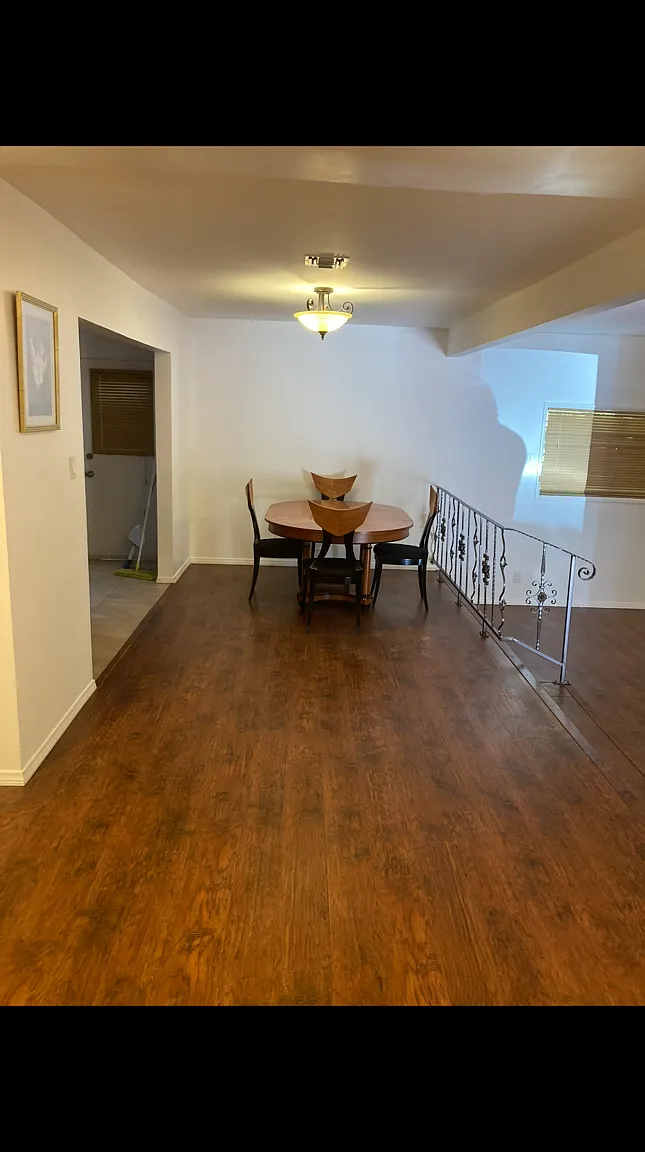 3 bed, 1656 sqft, $4,200 — Photo 1