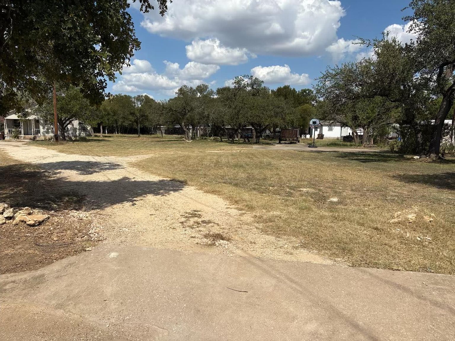 オースティン、ロック 1325 Old Austin Rock Rd, Round Rock, TX 78681 | MLS #7535094 | Zillow