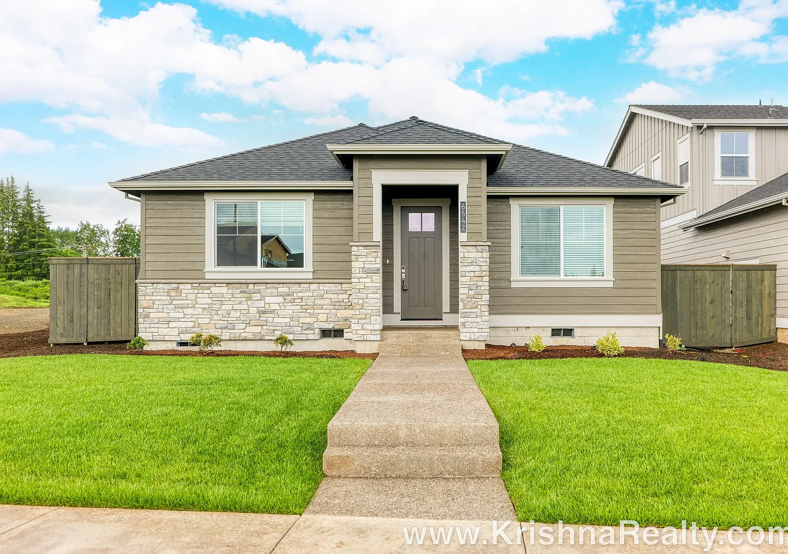 Lovely New Construction| Single Level 3BD | 2BA | Single Family Home In Rosedale Parks Hillsboro ... — Photo 1
