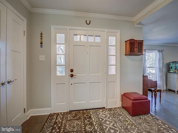 3rd image of 16612 Baederwood Ln