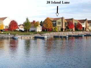 38 Island Ln, Canandaigua, NY 14424