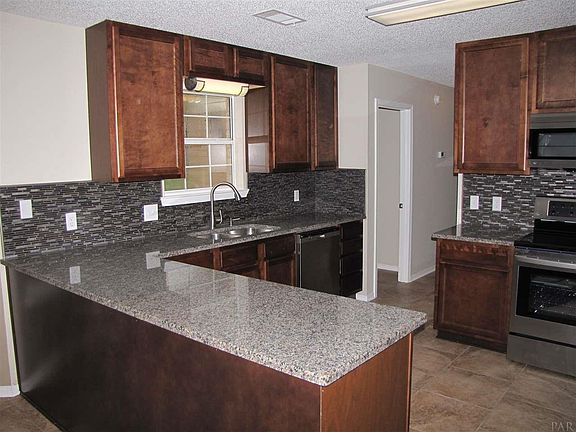 2nd image of 2414 Ursula Ln