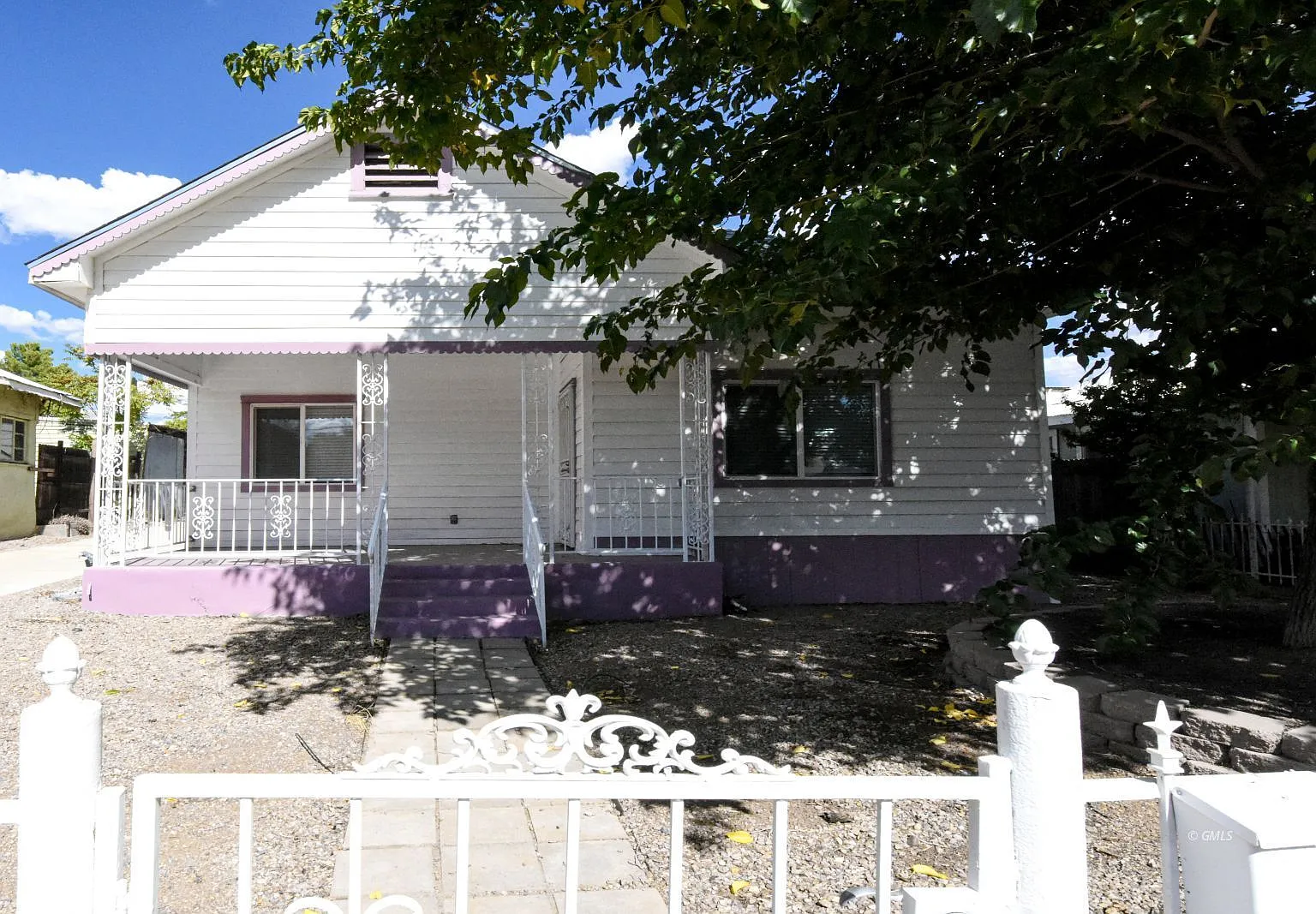 2 bed, 1.0 bath, 1016 sqft, $1,600 — Photo 1