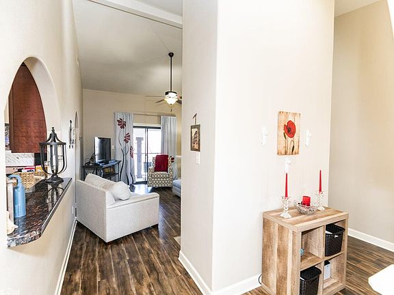 4th image of 301 Kings Row Dr APT 508