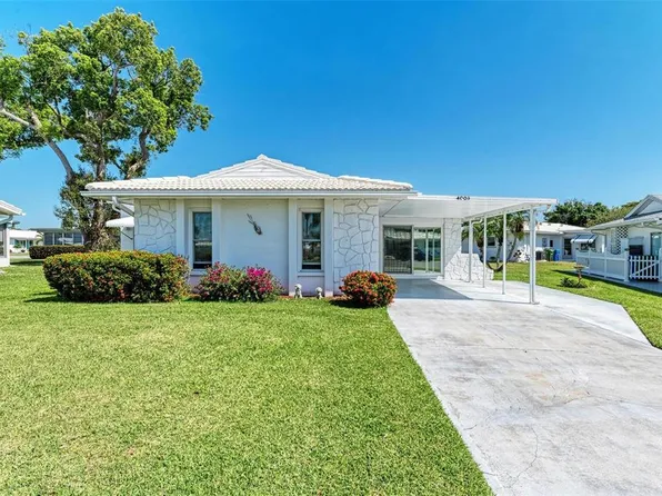 4005 Joyce Dr, Bradenton, FL 34208