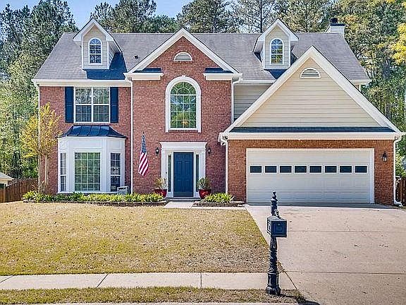 1st image of 842 Fairmont Park Dr