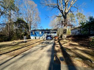 403 Crestview St, Sanford, NC 27330