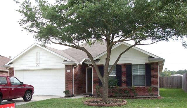 1st image of 839 Willow West Dr