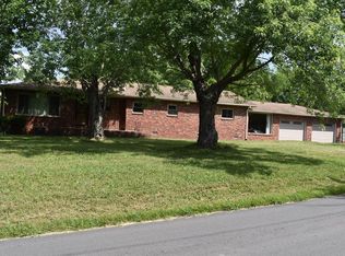 901 N Knob Creek Rd, Seymour, TN 37865