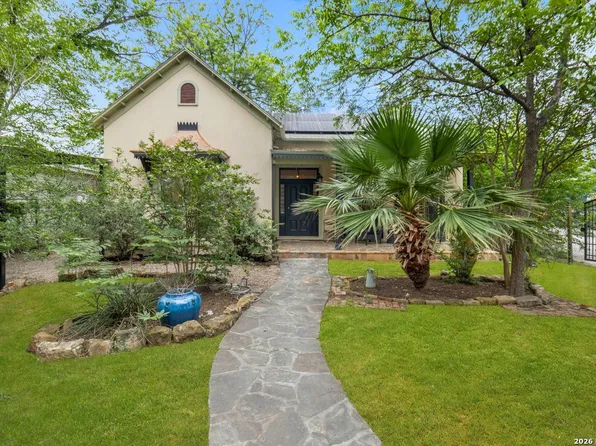 1012 N FLORES ST, San Antonio, TX 78212
