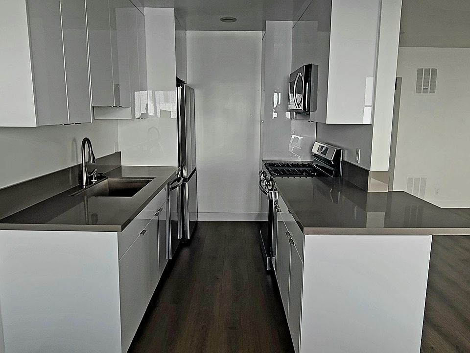 1st image of 11937 Kiowa Ave #5
