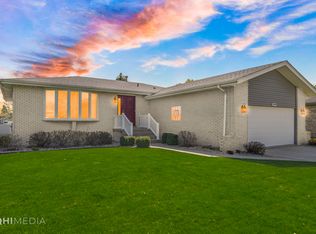 19903 Scarth Ln, Mokena, IL 60448