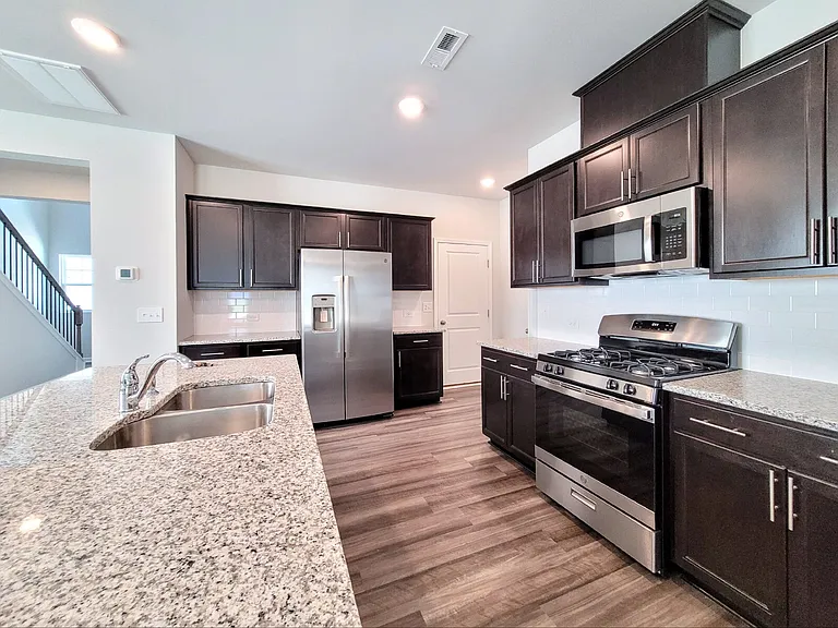 1238 Homecoming Way — Photo 6