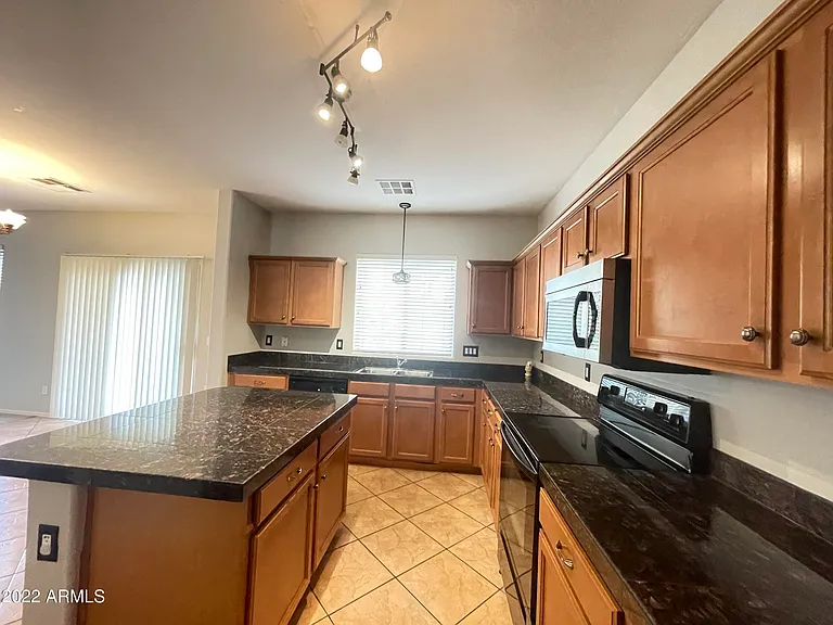4489 E Del Rio St — Photo 12