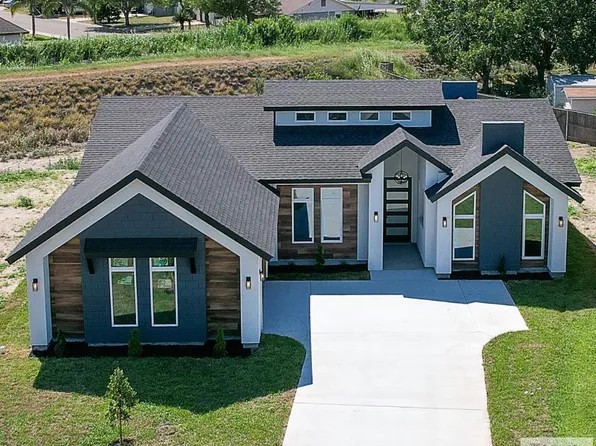 420 Brooks Cir N, La Feria, TX 78559