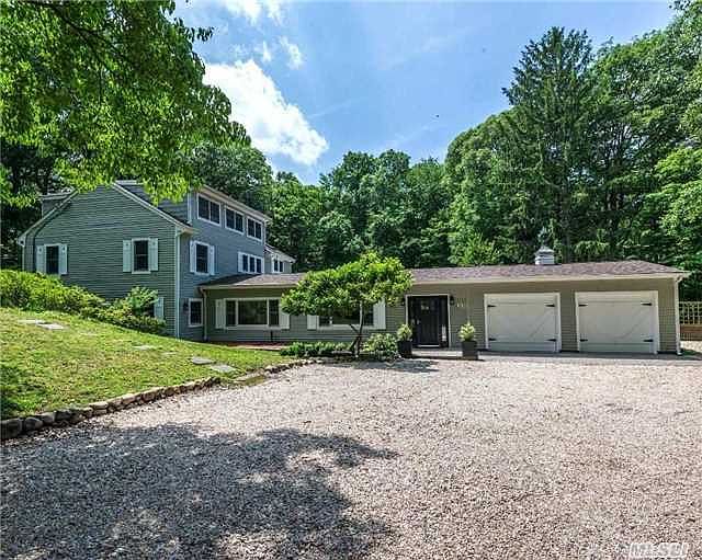 1st image of 21 Oakwood Dr