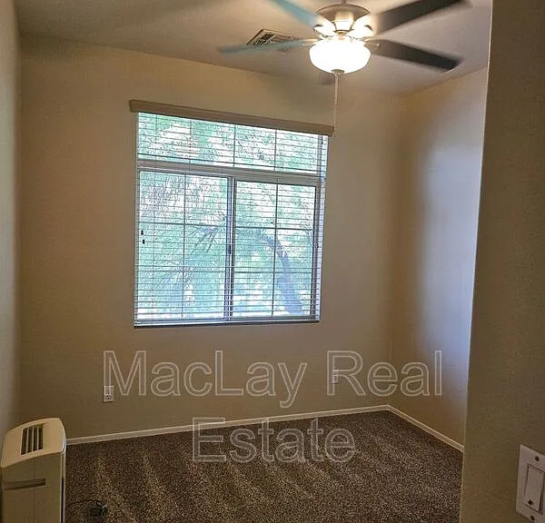 2711 W Megan St — Photo 24