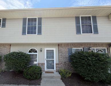 771 E Sherwood Hills Dr, Bloomington, IN, 47401