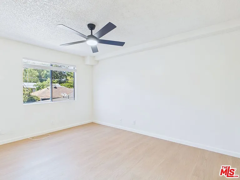 236 S Avenue 55 #C — Photo 10