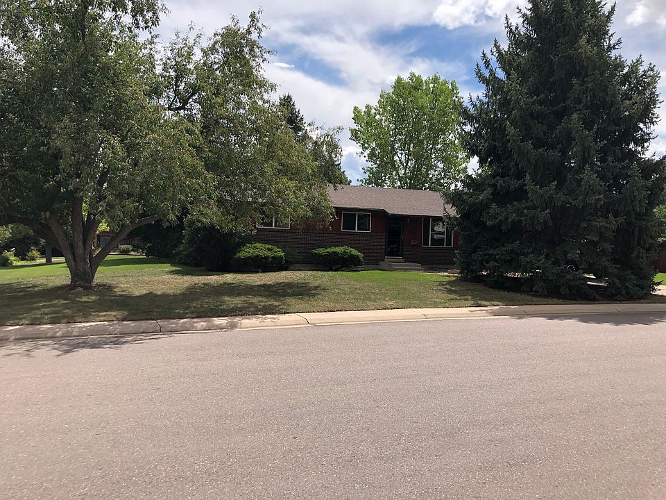 1st image of 8956 W Colorado Pl