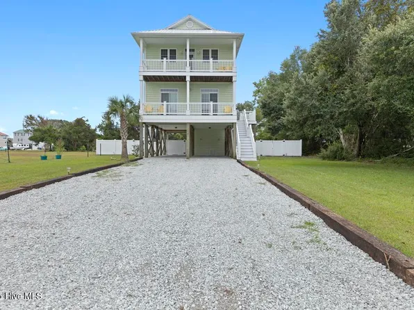 184 Grandview Dr, Sneads Ferry, NC 28460