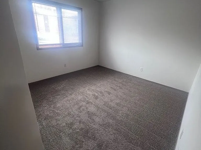 4928 Walker Ave — Photo 4