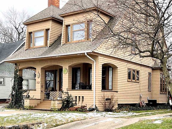 2nd image of 1232 E Lincolnway St
