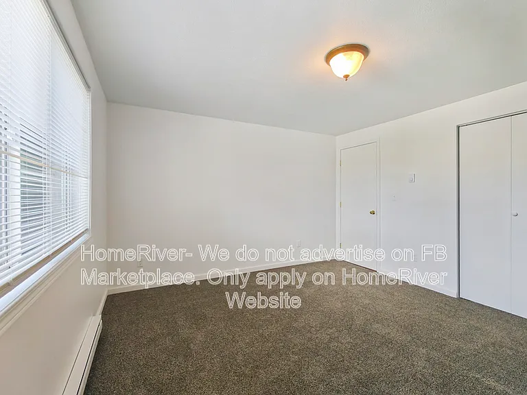 3211 S Regal St #5 — Photo 11