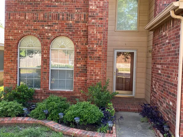 12783 Honey Locust Cir, Euless, TX 76040