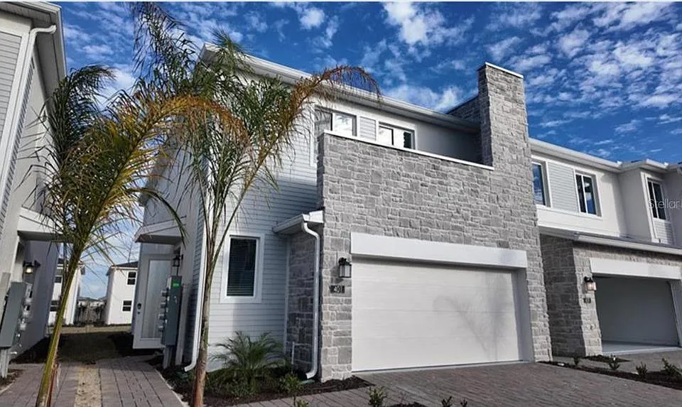 401 Bogey Dr