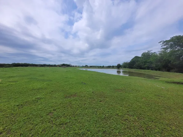 15309 S Fm 372, Valley View, TX 76272