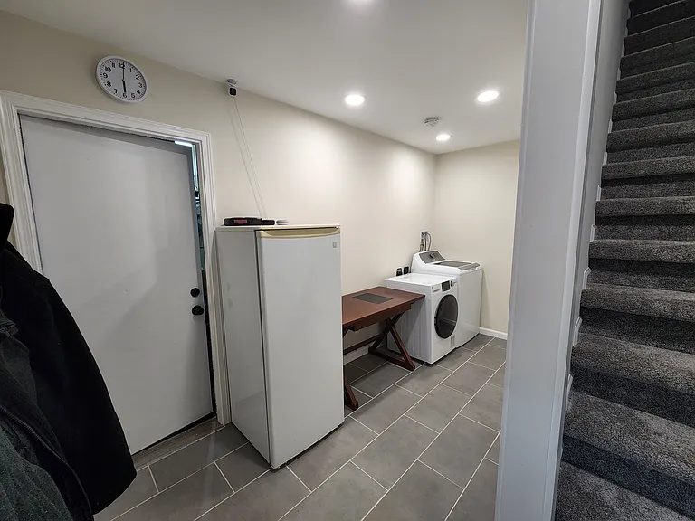 217 Pearl St #2 — Photo 3
