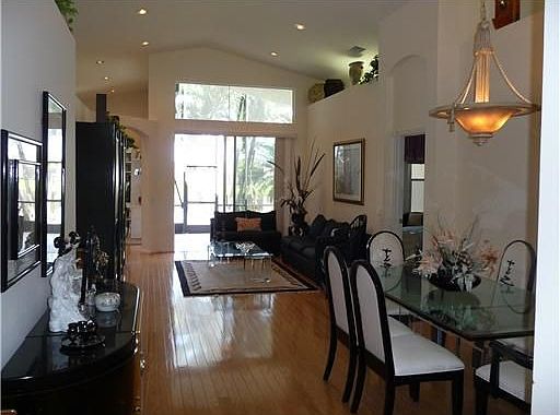LIVING ROOM W/OAK WOOD FLOORS!