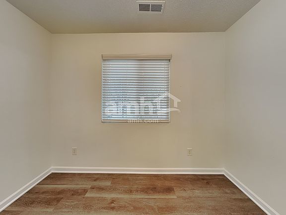 4th image of 830 Stockport Way