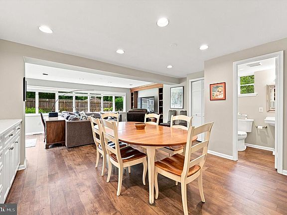 5th image of 328 Hamilton Rd