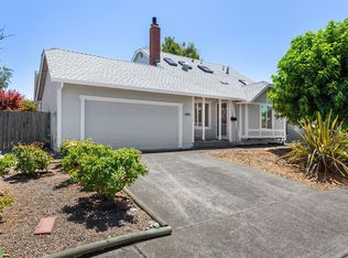 1440 Quail Dr, Petaluma, CA