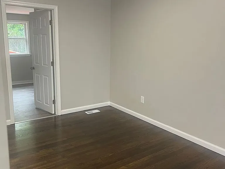 4803 Paulson Dr — Photo 26